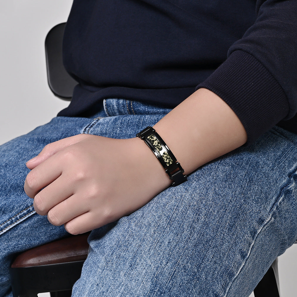 Camouflage Titanium Steel Bracelet Secondary image